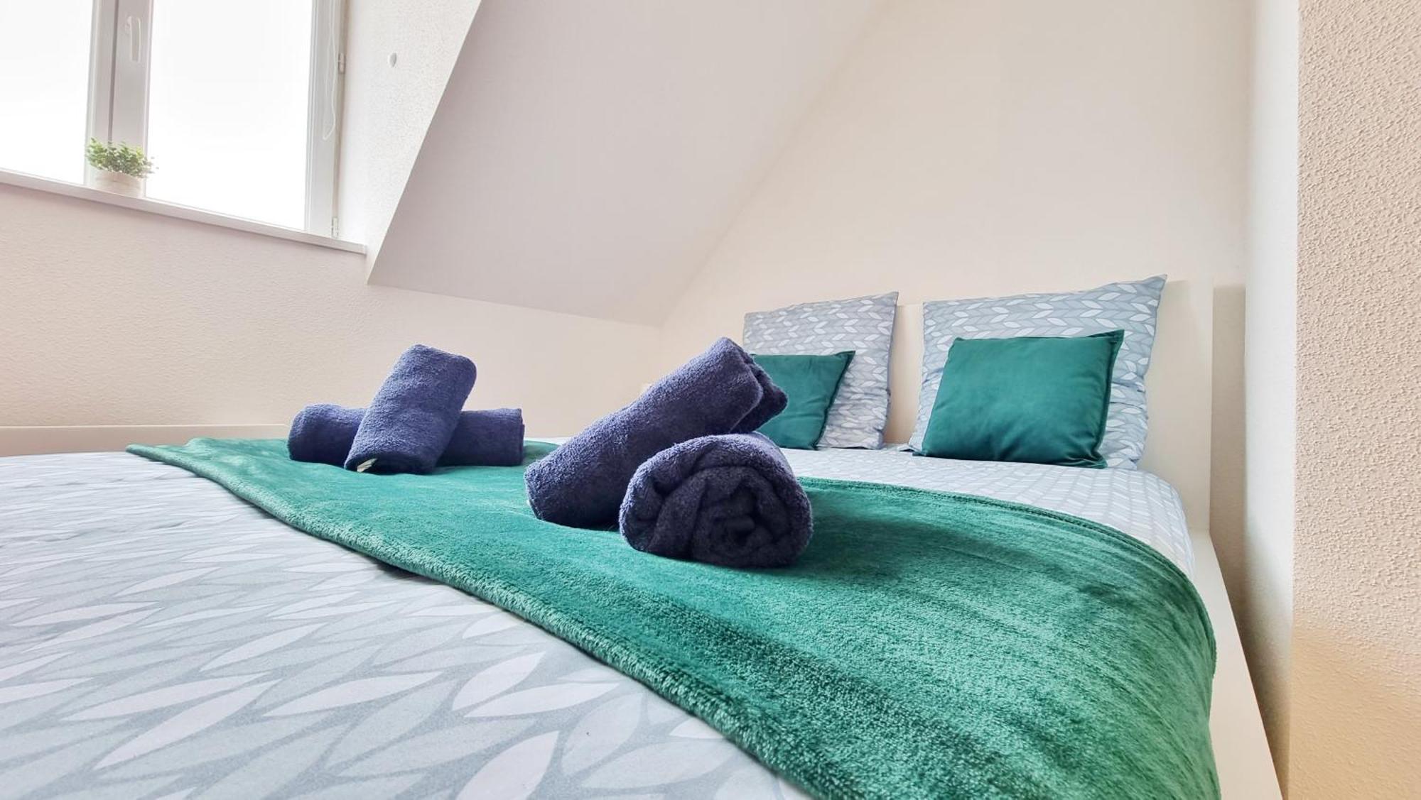 Le Triplex - 5 Chambres - 10 Pers- Fibre - Relax Bnb Mülhausen Exterior foto