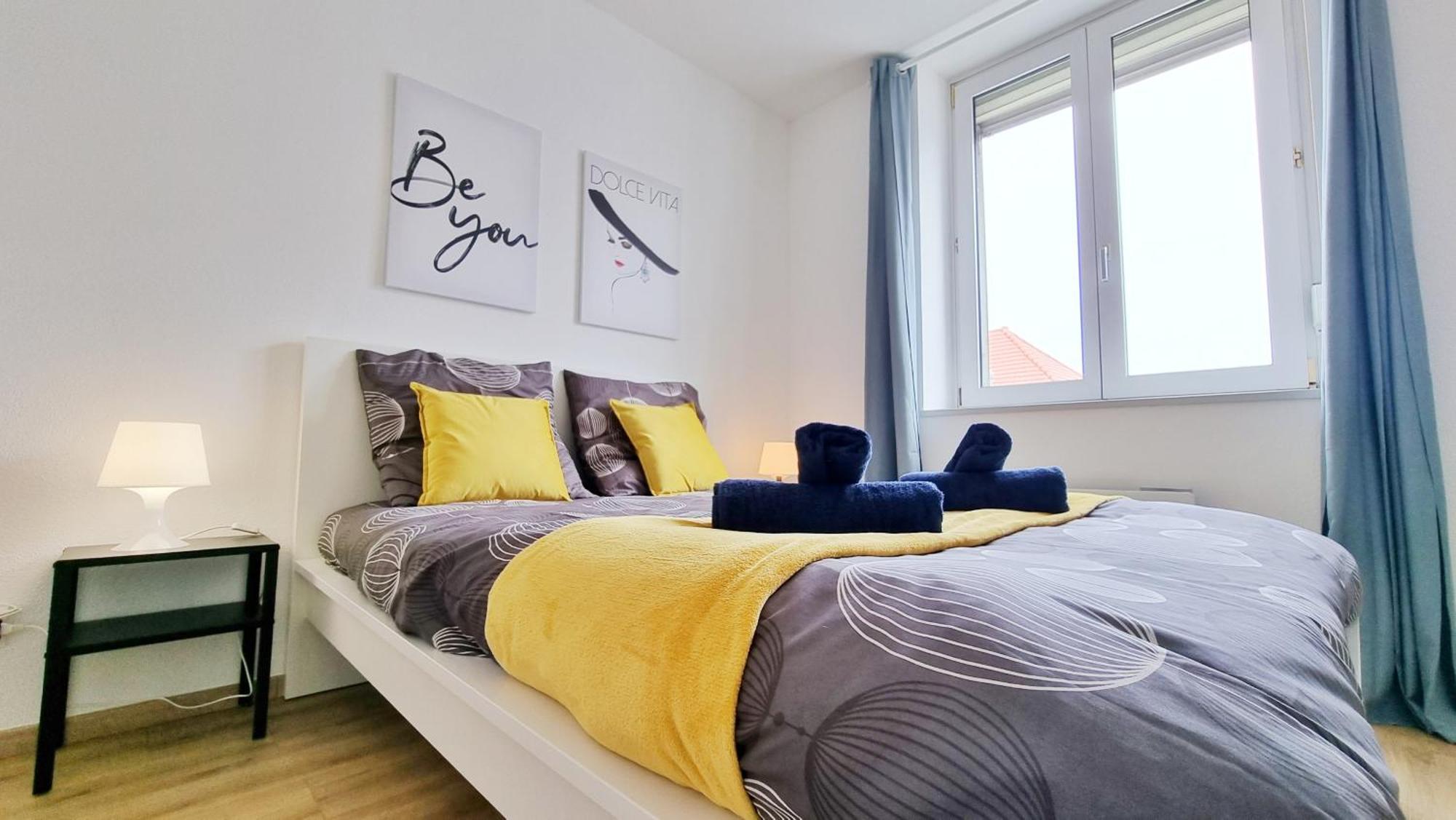 Le Triplex - 5 Chambres - 10 Pers- Fibre - Relax Bnb Mülhausen Exterior foto